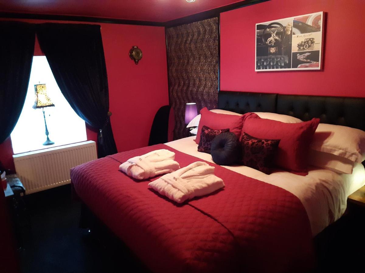 Cadillac Kustomz Hotel - Breakfast Available Rothesay Esterno foto