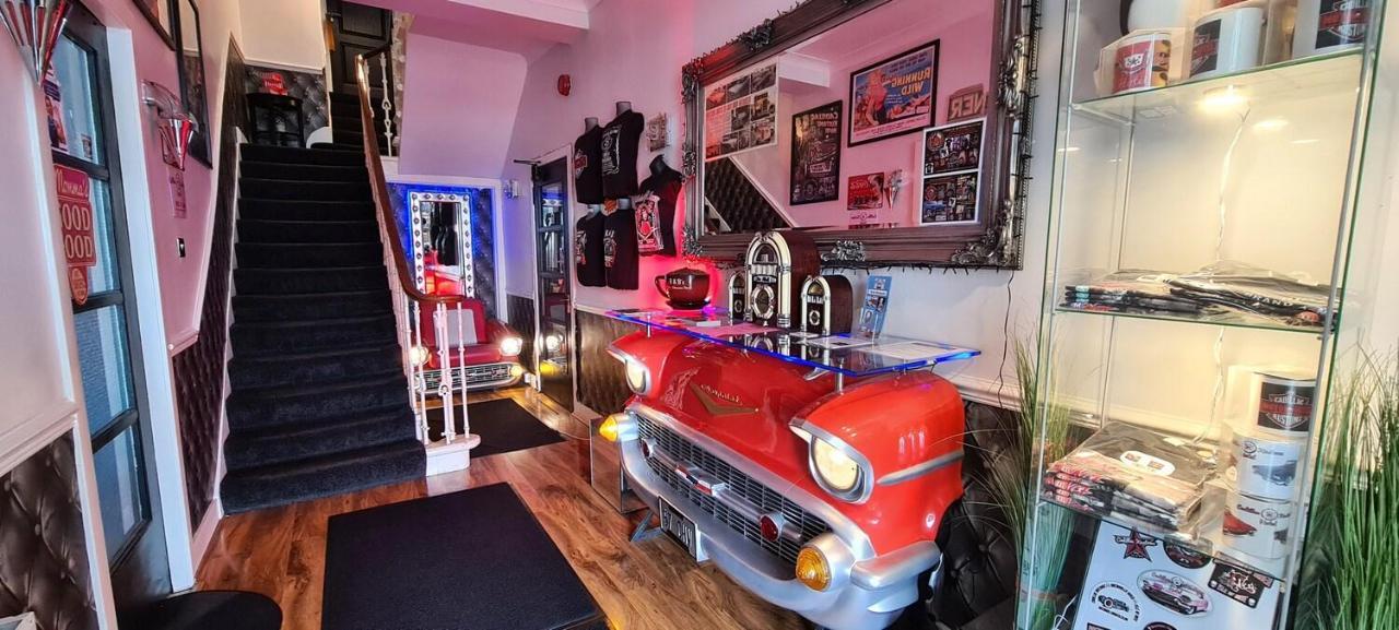Cadillac Kustomz Hotel - Breakfast Available Rothesay Esterno foto