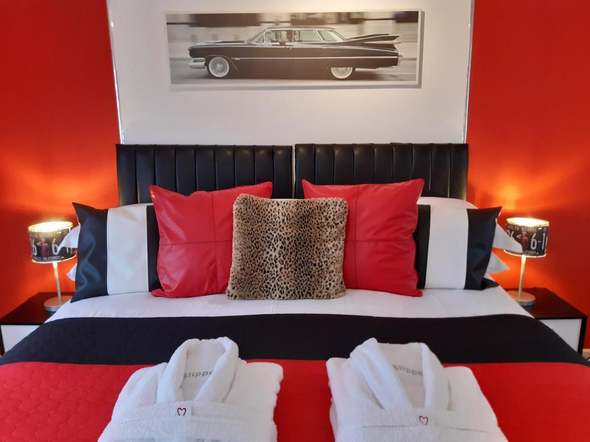Cadillac Kustomz Hotel - Breakfast Available Rothesay Esterno foto